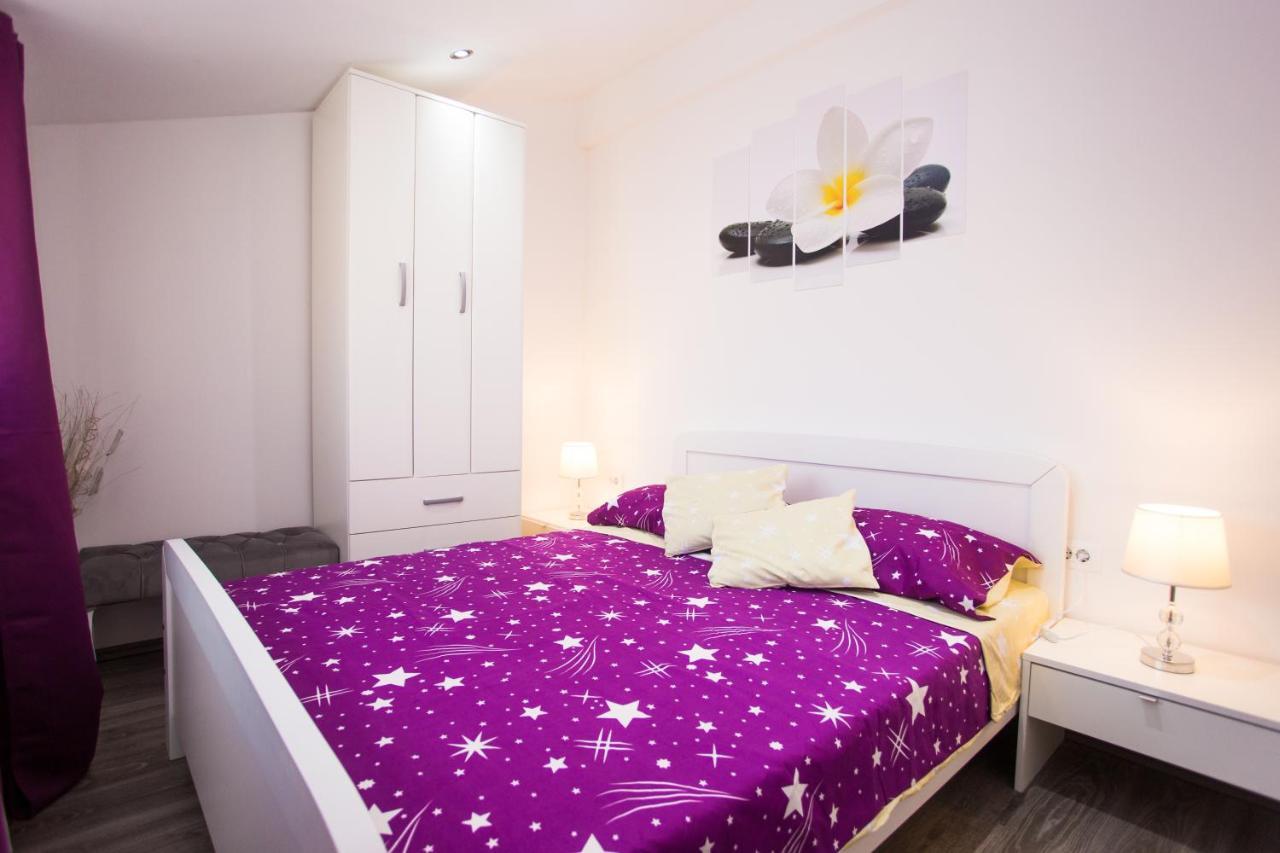 App Sara Apartment Канфанар Екстериор снимка
